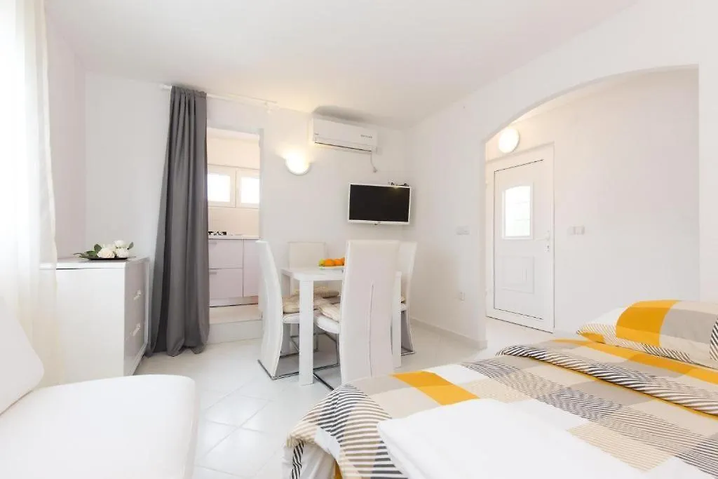 Appartement Bernarda à Skrbčići