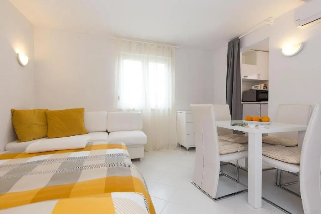 Appartement Bernarda à Skrbčići